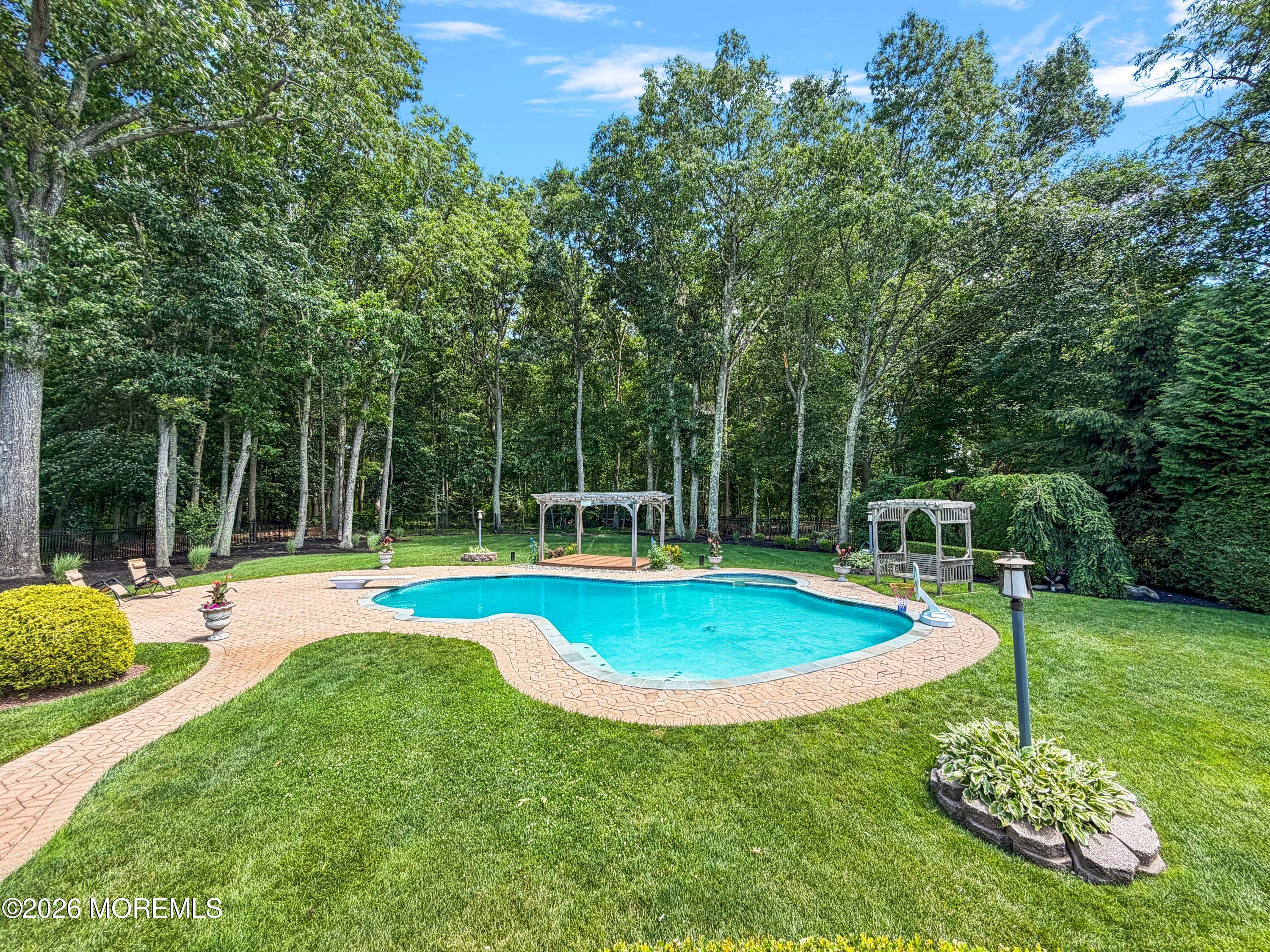 7 Abes Way Jackson NJ 08527