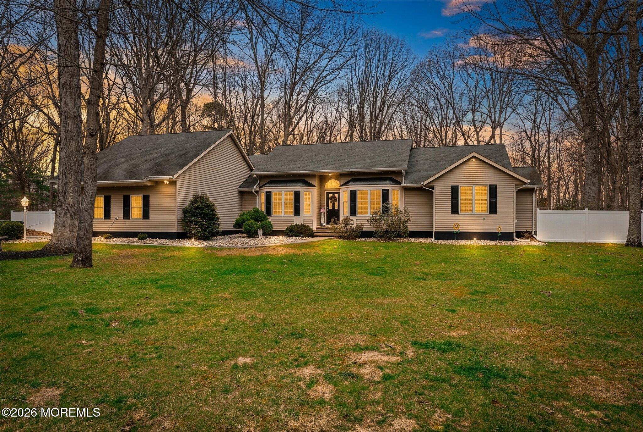 5 Pin Oak Drive New Egypt NJ 08533