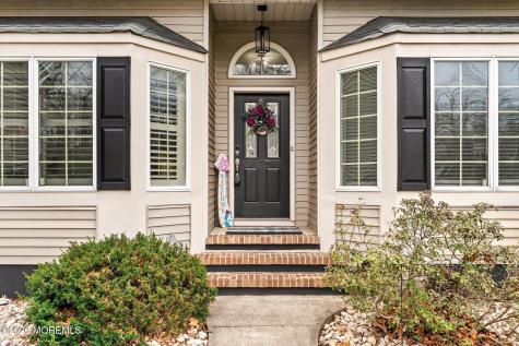 5 Pin Oak Drive New Egypt NJ 08533