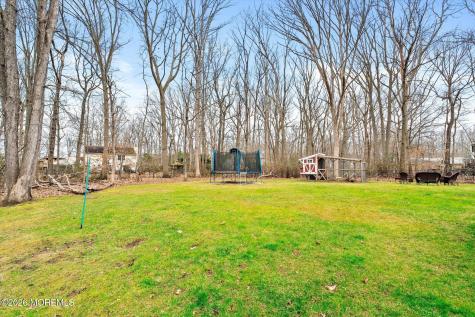5 Pin Oak Drive New Egypt NJ 08533