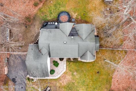 5 Pin Oak Drive New Egypt NJ 08533