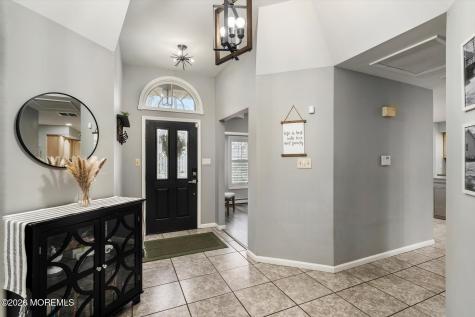 5 Pin Oak Drive New Egypt NJ 08533