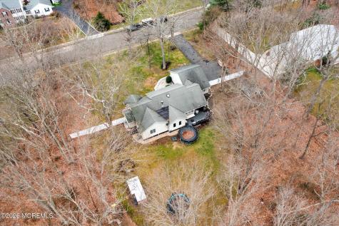 5 Pin Oak Drive New Egypt NJ 08533