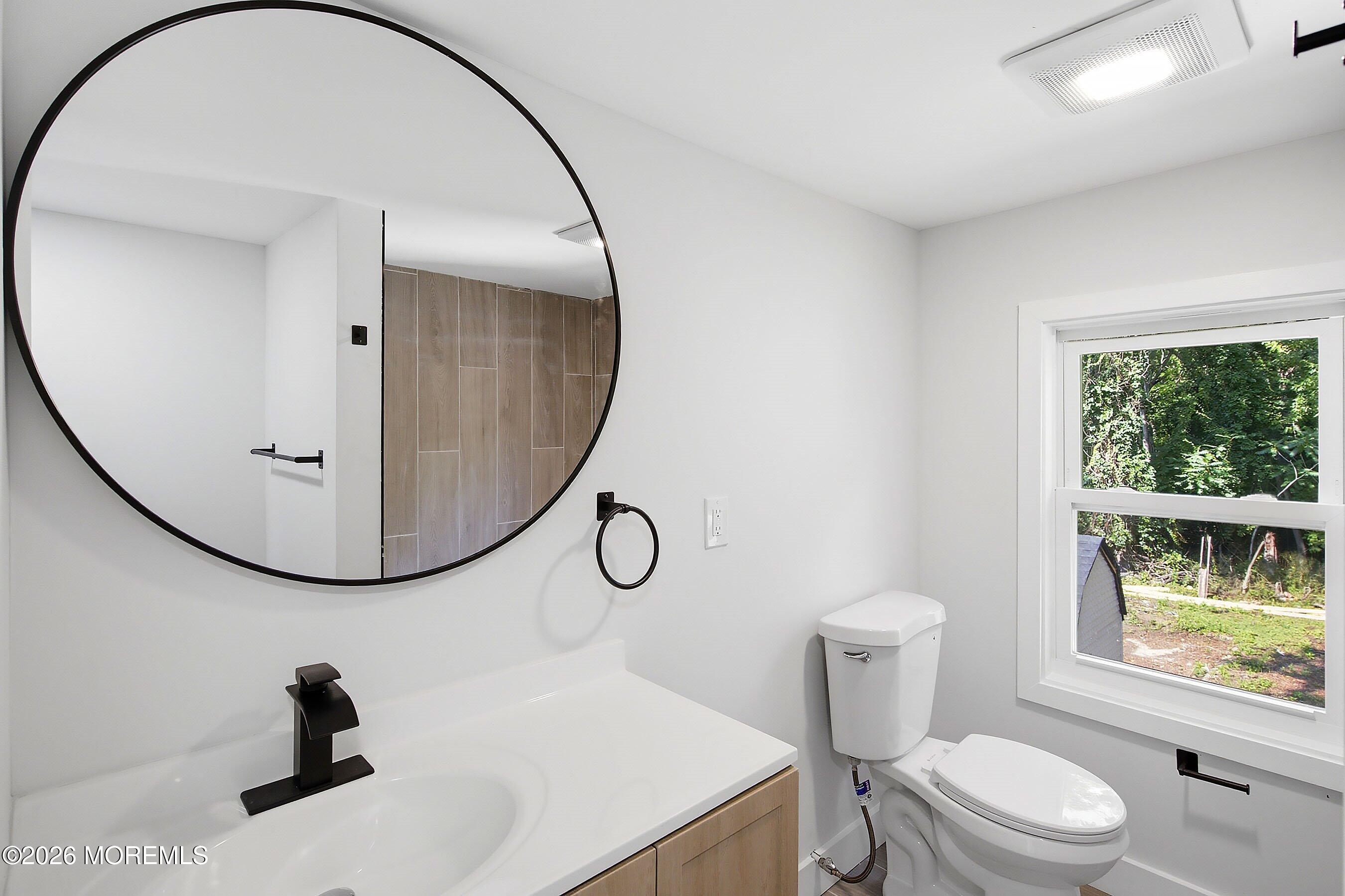 164 N Maple Avenue Tuckerton NJ 08087