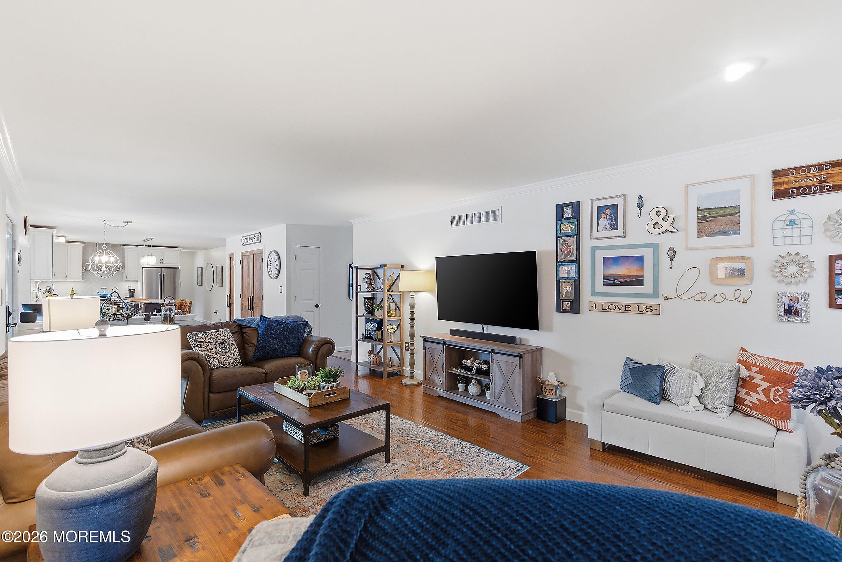 18 Hemlock Drive New Egypt NJ 08533