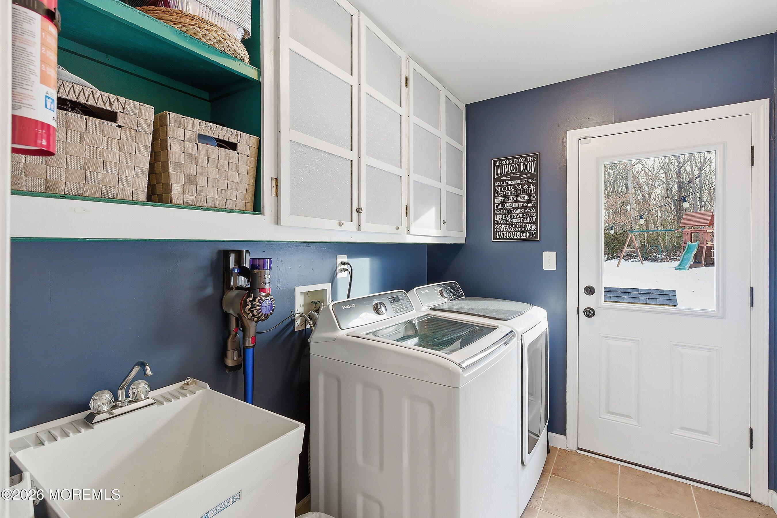 18 Hemlock Drive New Egypt NJ 08533