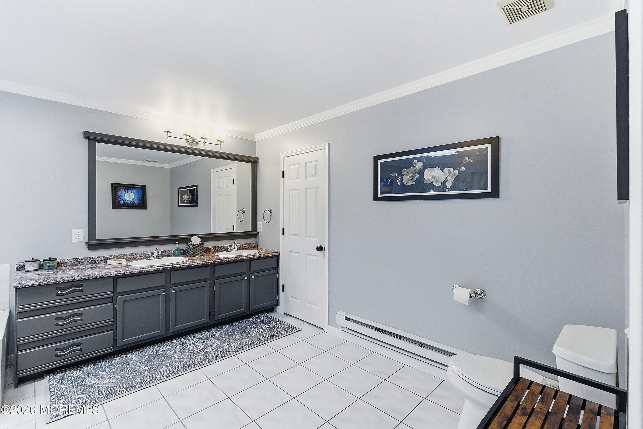 18 Hemlock Drive New Egypt NJ 08533
