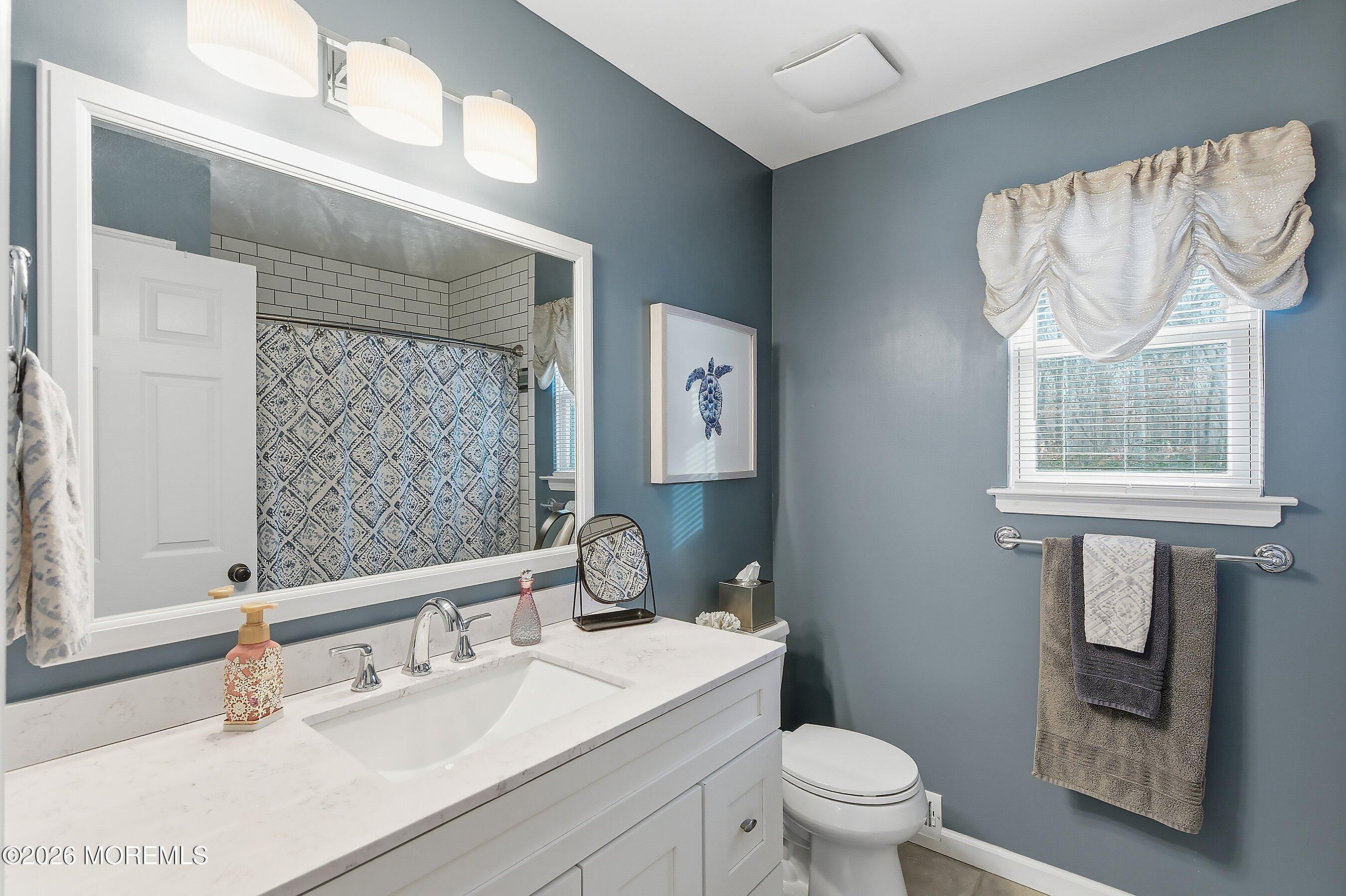 18 Hemlock Drive New Egypt NJ 08533