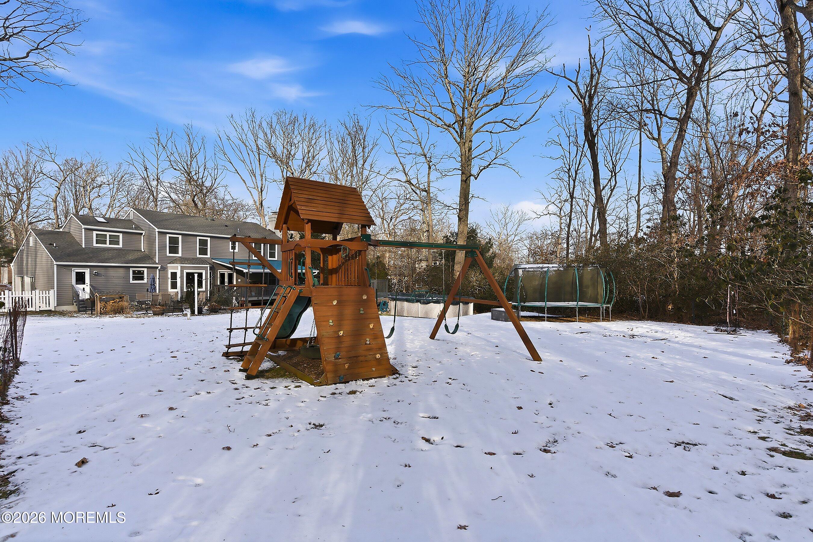 18 Hemlock Drive New Egypt NJ 08533