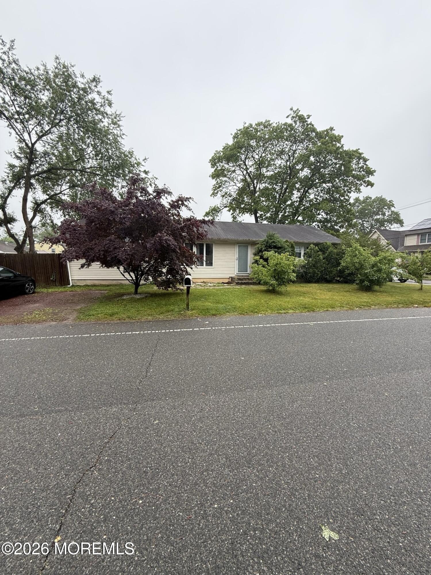 49 Elm Street Beachwood NJ 08722