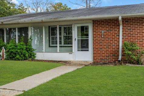 1021B Aberdeen Drive Lakewood NJ 08701
