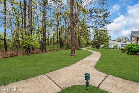 1021B Aberdeen Drive Lakewood NJ 08701