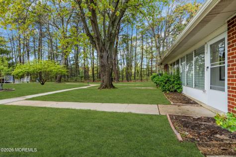 1021B Aberdeen Drive Lakewood NJ 08701