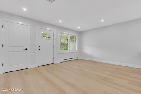 1021B Aberdeen Drive Lakewood NJ 08701