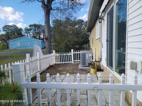 31 Chelsea Drive Whiting NJ 08759
