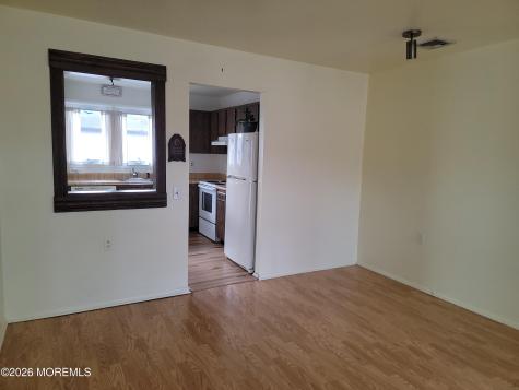 31 Chelsea Drive Whiting NJ 08759