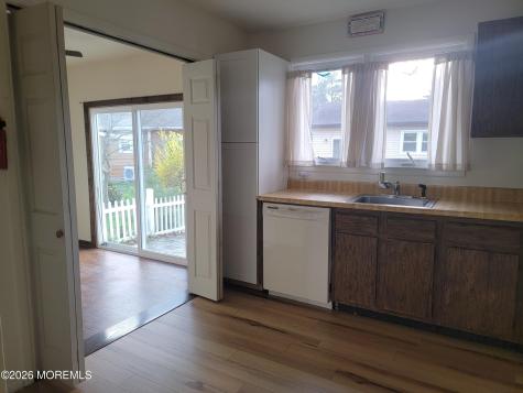 31 Chelsea Drive Whiting NJ 08759