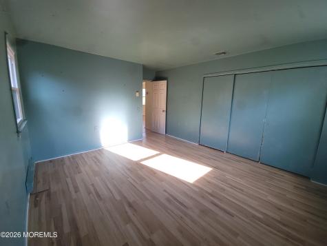 31 Chelsea Drive Whiting NJ 08759