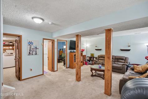 3 Hemlock Hill Road Jackson NJ 08527