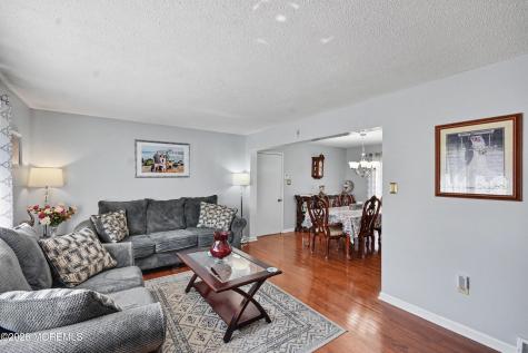 3 Hemlock Hill Road Jackson NJ 08527