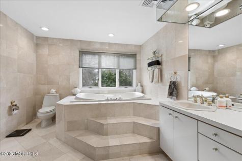 220 Tracy Drive Morganville NJ 07751