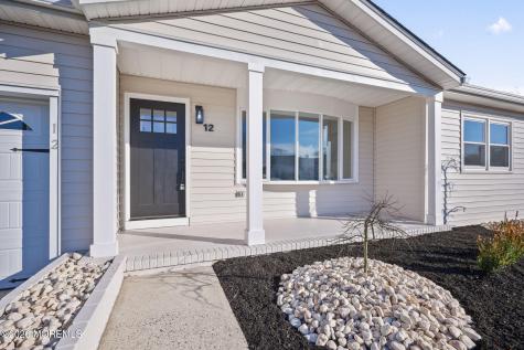 12 Oakfield Road Toms River NJ 08757
