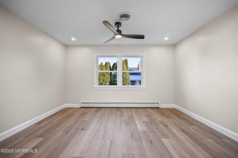 12 Oakfield Road Toms River NJ 08757
