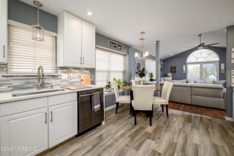 26 Ivy Hill Road Lakewood NJ 08701