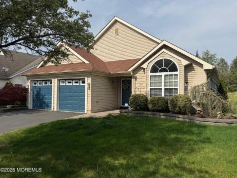 26 Ivy Hill Road Lakewood NJ 08701