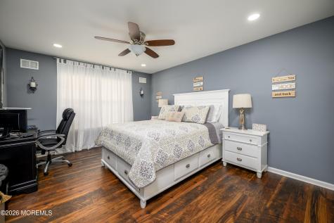 26 Ivy Hill Road Lakewood NJ 08701