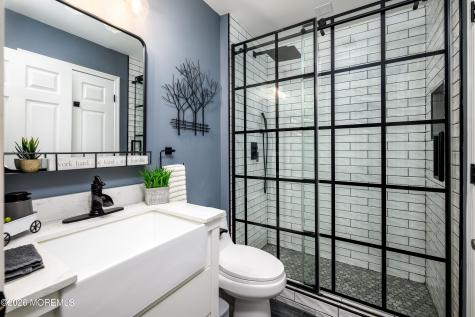 26 Ivy Hill Road Lakewood NJ 08701
