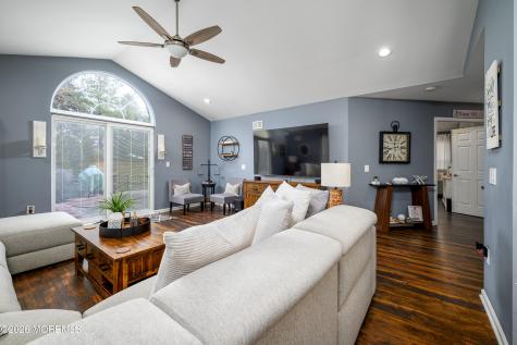 26 Ivy Hill Road Lakewood NJ 08701
