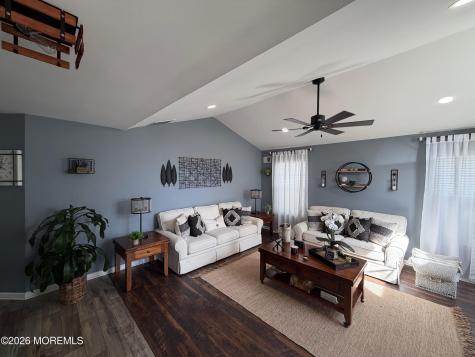 26 Ivy Hill Road Lakewood NJ 08701