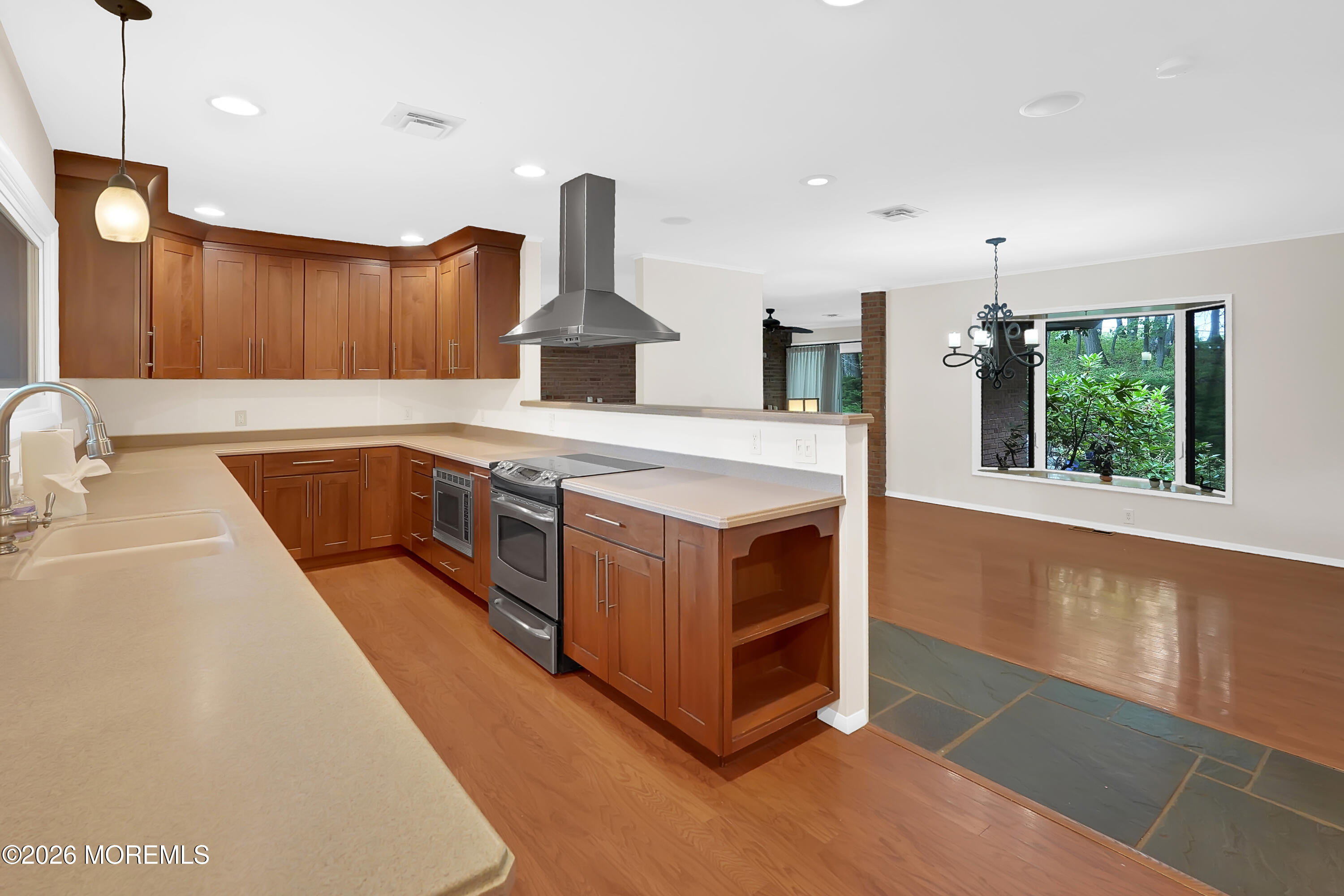 267 Wyckoff Road Eatontown NJ 07724