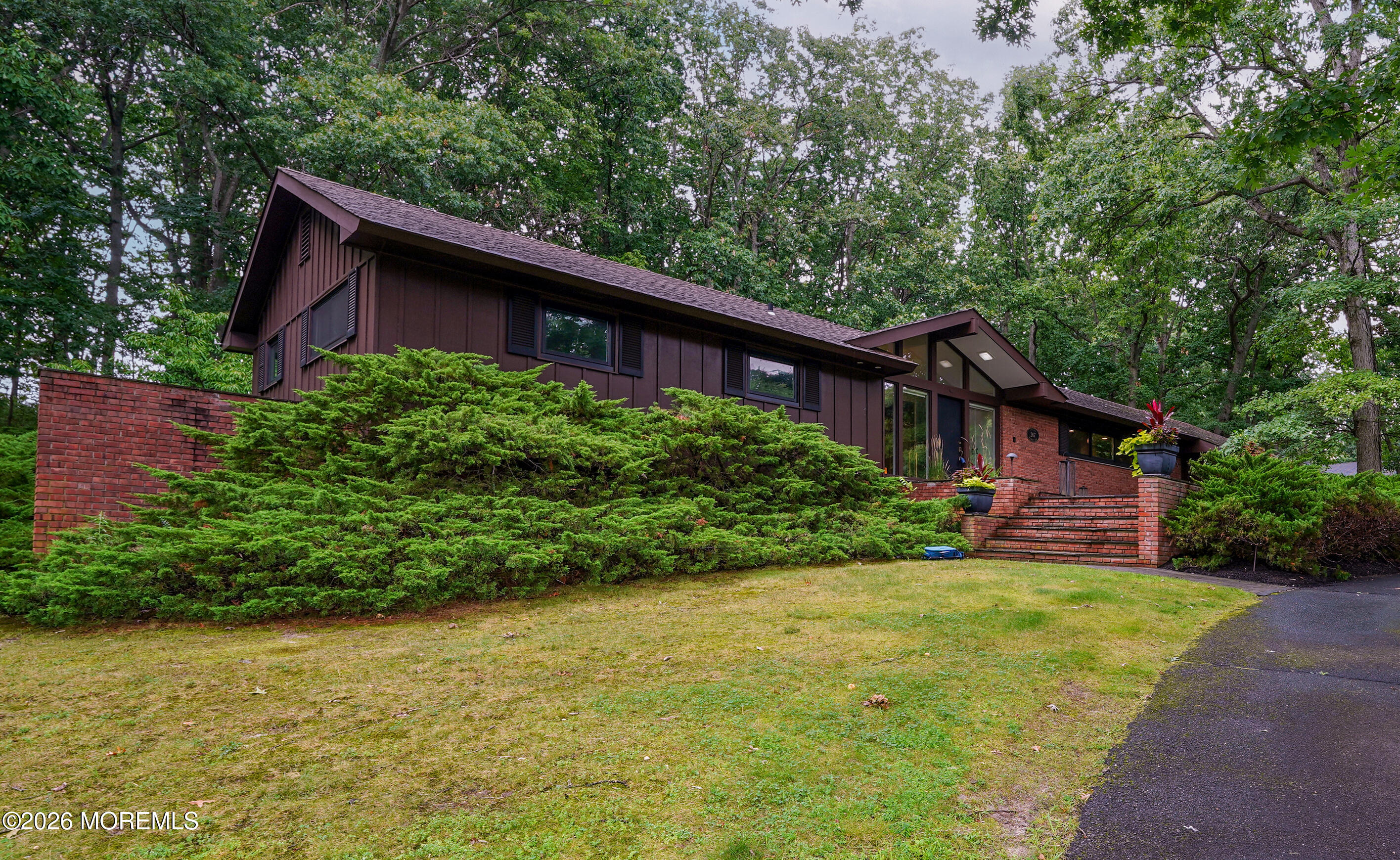 267 Wyckoff Road Eatontown NJ 07724