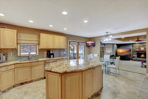 9 Rutherford Court Jackson NJ 08527
