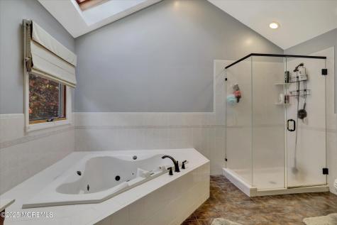 9 Rutherford Court Jackson NJ 08527