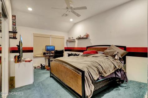 9 Rutherford Court Jackson NJ 08527