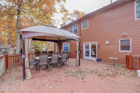 9 Rutherford Court Jackson NJ 08527