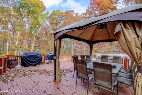 9 Rutherford Court Jackson NJ 08527