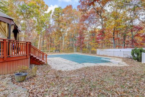 9 Rutherford Court Jackson NJ 08527