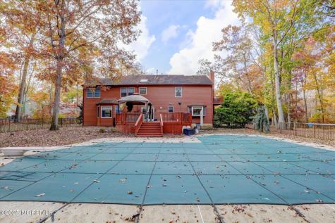 9 Rutherford Court Jackson NJ 08527