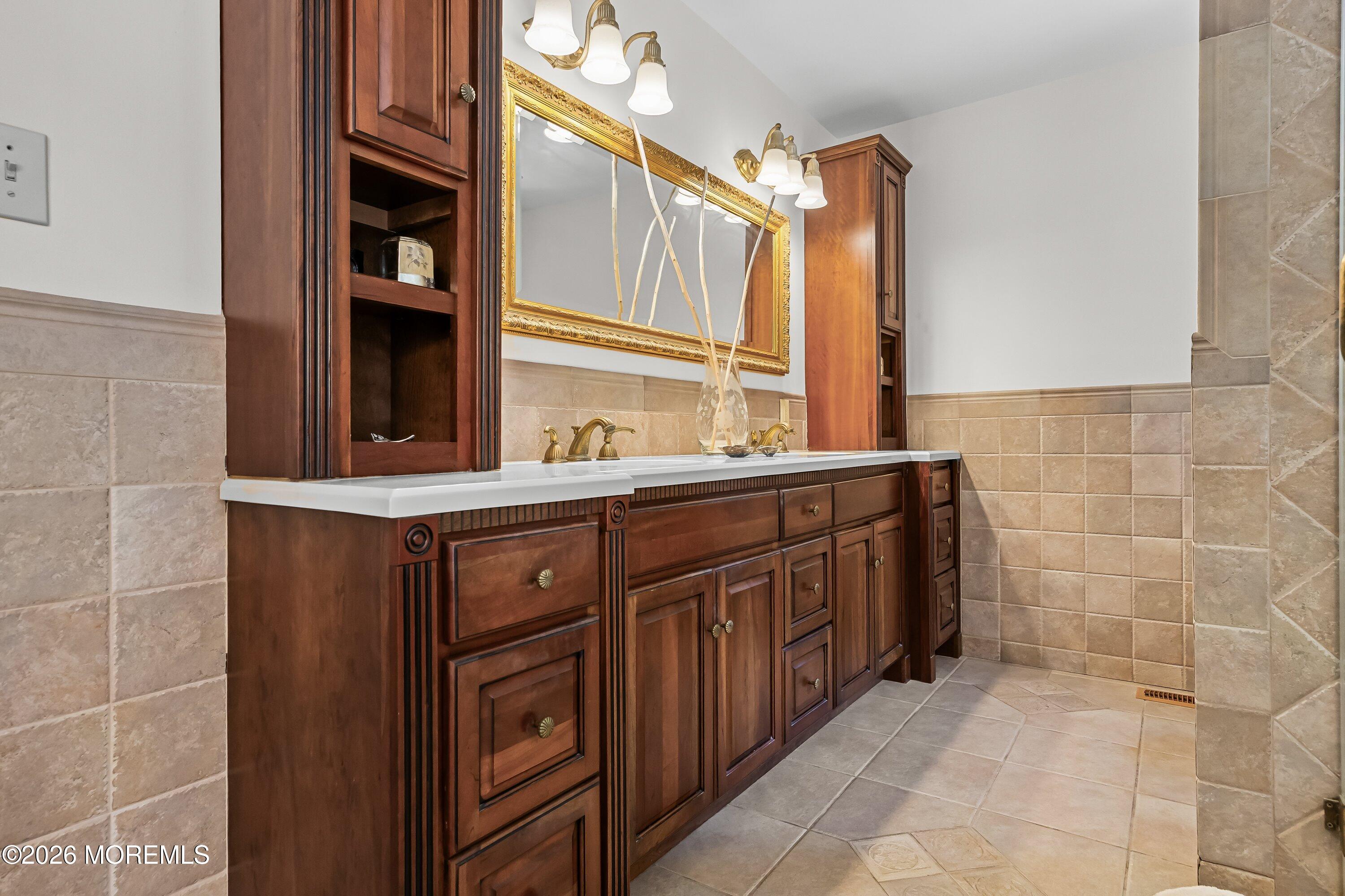 2 Acorn Hill Drive Voorhees NJ 08043