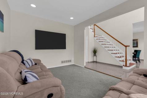 73 Stratton Road Matawan NJ 07747