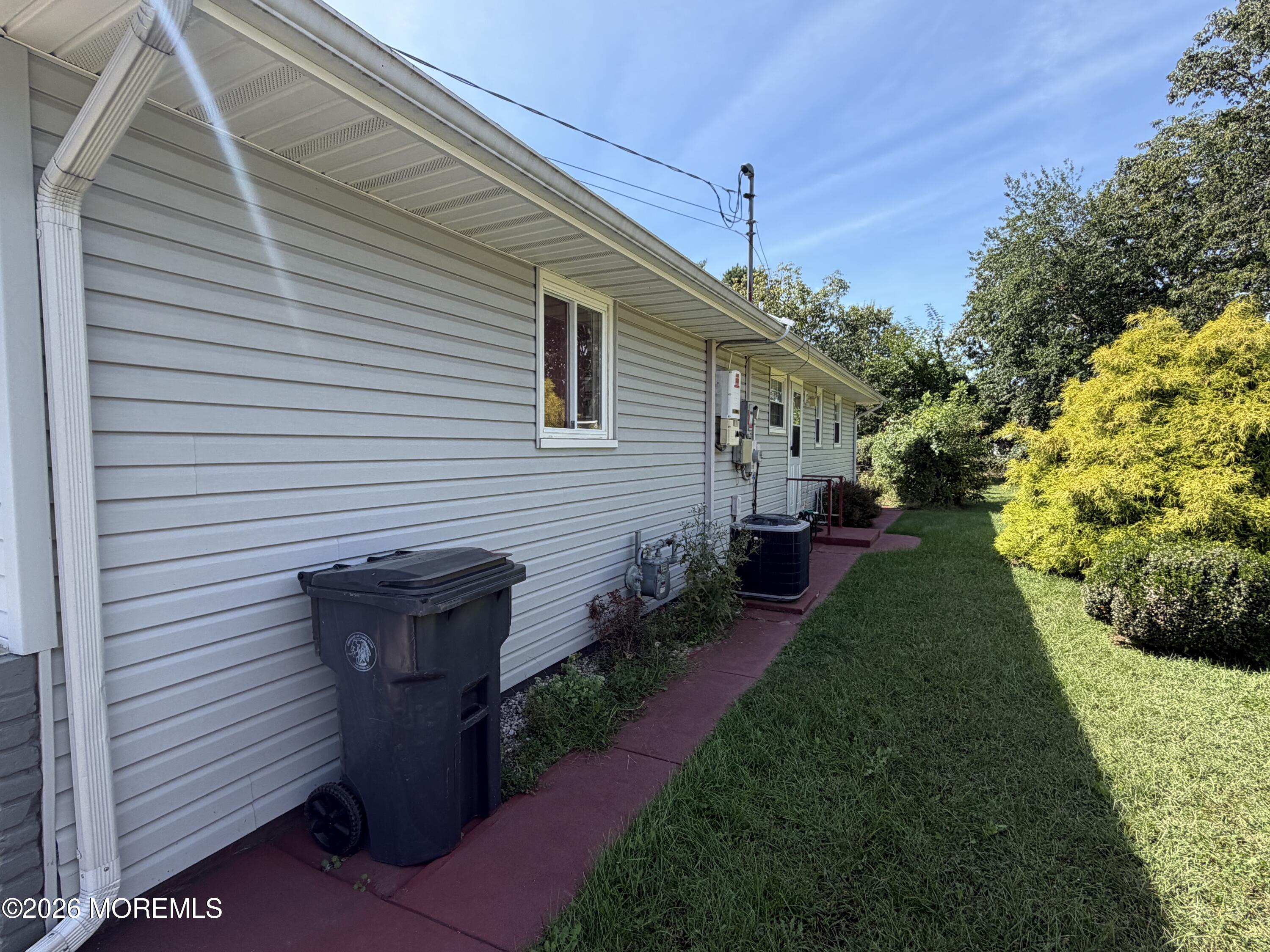 31 Mount Dashan Lane Toms River NJ 08753