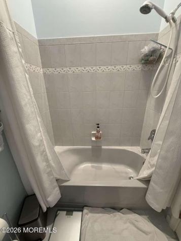 9 Summerfield Drive Lakewood NJ 08701