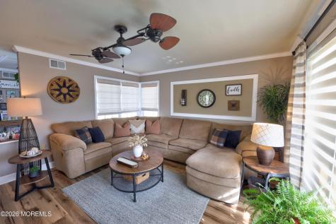 14 Harrow Place Manchester NJ 08759