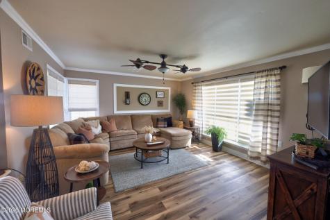 14 Harrow Place Manchester NJ 08759