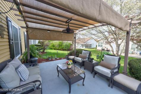 14 Harrow Place Manchester NJ 08759