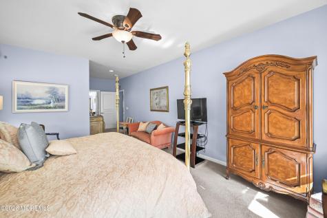 56 E Bosworth Boulevard Farmingdale NJ 07727